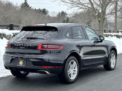 2018 Porsche Macan AWD