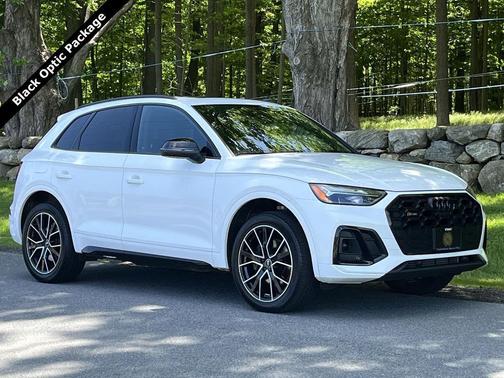 Ibis White 2023 Audi SQ5 3.0T Premium Plus