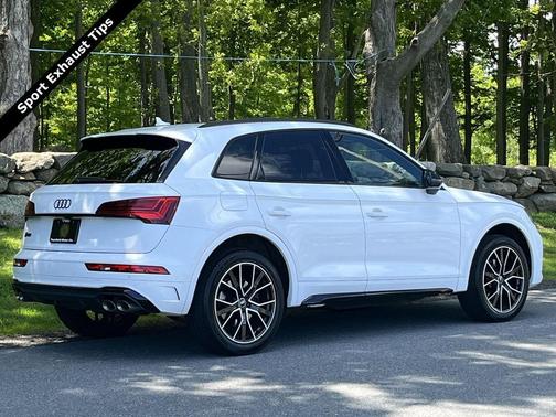 Ibis White 2023 Audi SQ5 3.0T Premium Plus