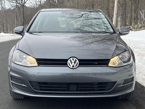 2017 Volkswagen Golf TSI Wolfsburg Edition 4-Door