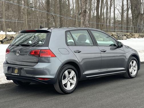 2017 Volkswagen Golf TSI Wolfsburg Edition 4-Door
