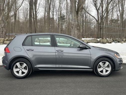 2017 Volkswagen Golf TSI Wolfsburg Edition 4-Door