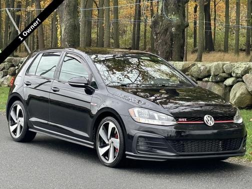 2021 Volkswagen Golf GTI 2.0T S DSG