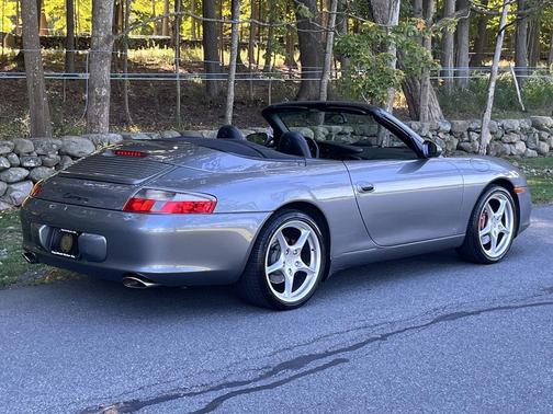 2002 Porsche 911 Carrera