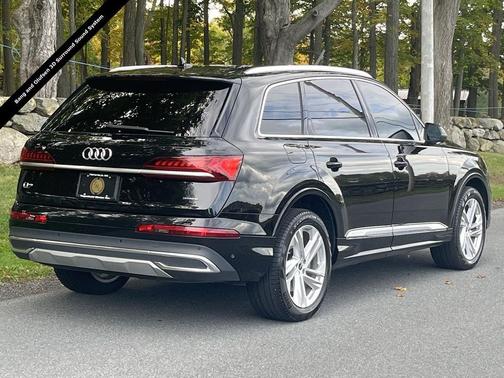 2023 Audi Q7 55 Premium Plus
