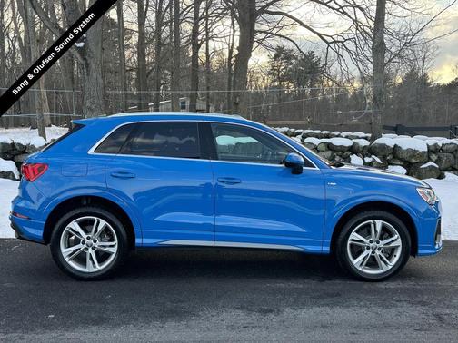 2019 Audi Q3 2.0T S line Premium Plus