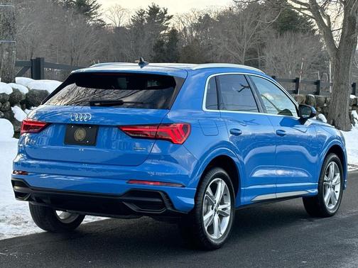 2019 Audi Q3 2.0T S line Premium Plus
