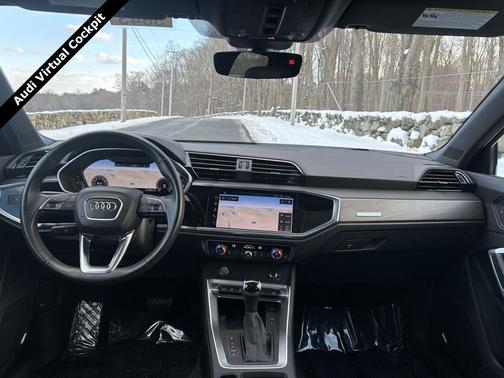 2019 Audi Q3 2.0T S line Premium Plus