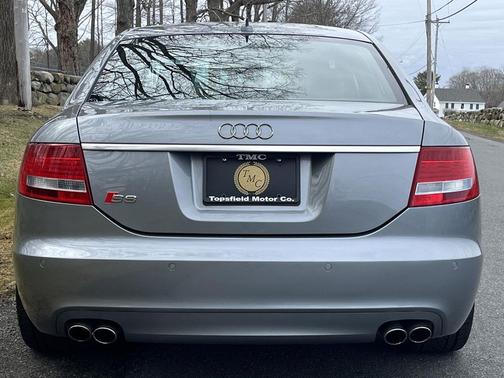 Light Silver Metallic 2007 Audi S6 5.2 quattro