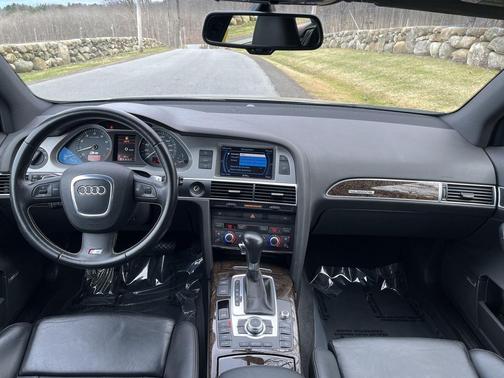 Light Silver Metallic 2007 Audi S6 5.2 quattro