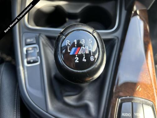 Estoril Blue Metallic 2016 BMW 340 340i