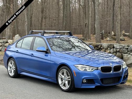 Estoril Blue Metallic 2016 BMW 340 340i