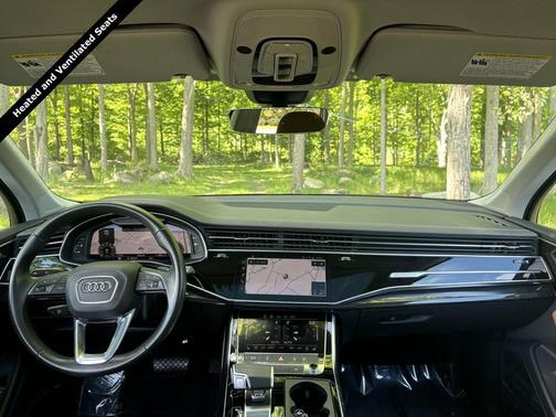 Navarra Blue Metallic 2023 Audi Q7 55 Premium Plus