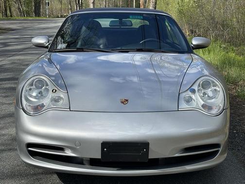 Arctic Silver Metallic 2002 Porsche 911 Carrera 4