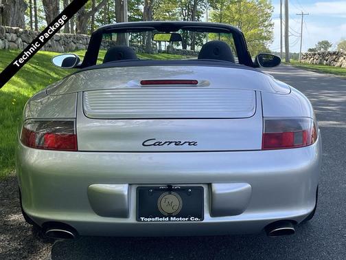Arctic Silver Metallic 2002 Porsche 911 Carrera 4