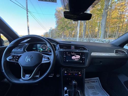 2022 Volkswagen Tiguan 2.0T SE R-Line Black 4MOTION