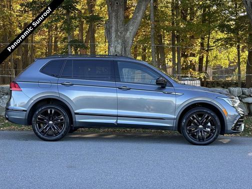 2022 Volkswagen Tiguan 2.0T SE R-Line Black 4MOTION