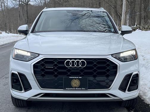 2022 Audi Q5 45 S line Premium Plus