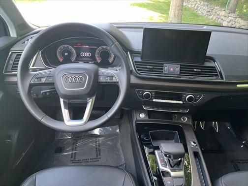 2023 Audi Q5 45 S line Premium Plus
