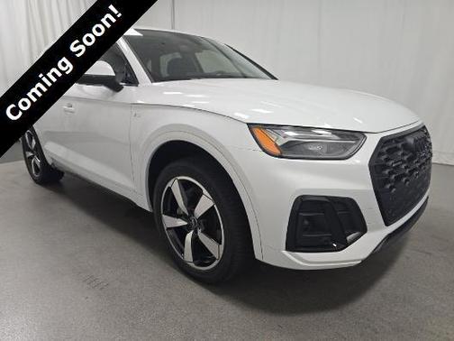 2023 Audi Q5 45 S line Premium Plus