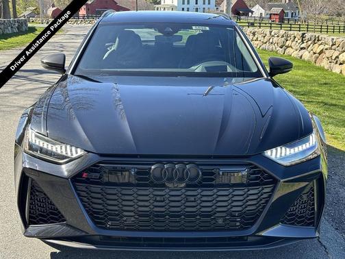 Mythos Black Metallic 2023 Audi RS 6 Avant 4.0T