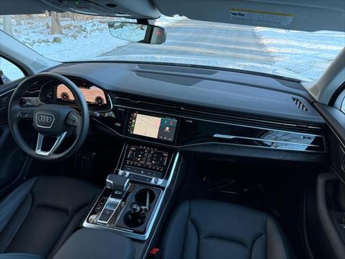 2023 Audi Q7 55 Premium Plus
