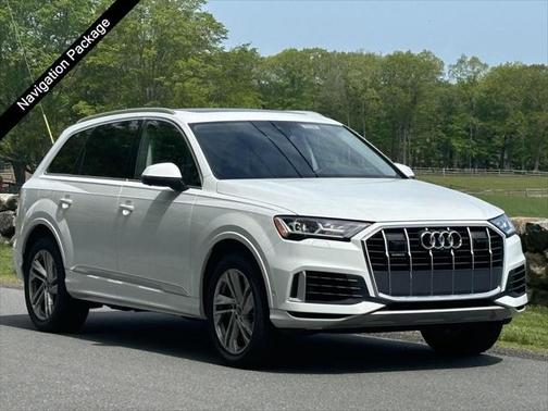 2023 Audi Q7 55 Premium Plus