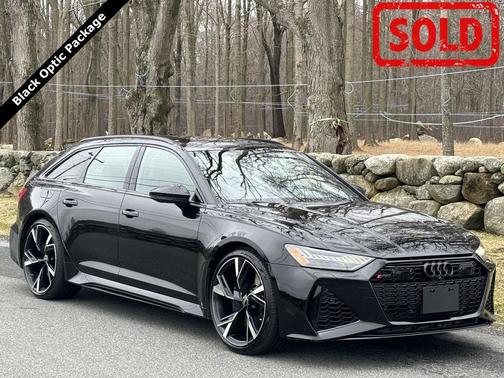 Mythos Black Metallic 2022 Audi RS 6 Avant 4.0T
