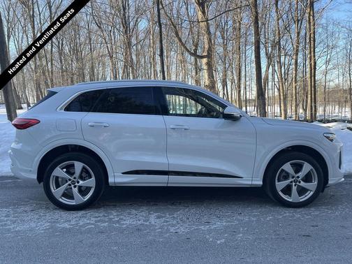 2025 Audi Q5 Premium Plus TFSI quattro S tronic