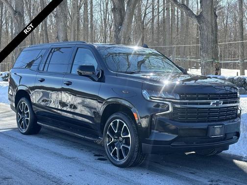 2021 Chevrolet Suburban RST