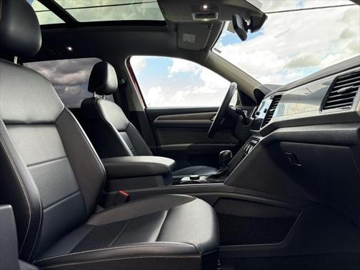 2022 Volkswagen Atlas 3.6L SEL