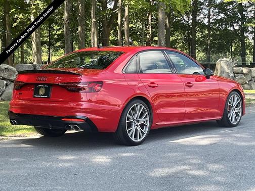 2022 Audi S4 Premium Plus TFSI quattro Tiptronic