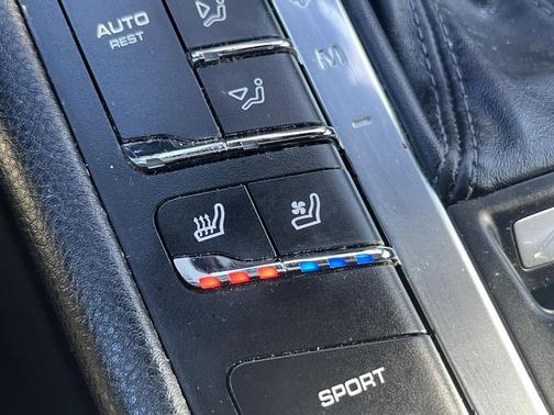 2017 Porsche Macan S