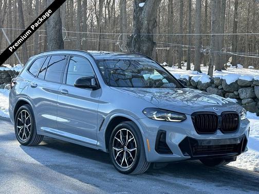 2023 BMW X3 M40i