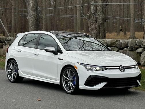 2024 Volkswagen Golf R 2.0T Manual