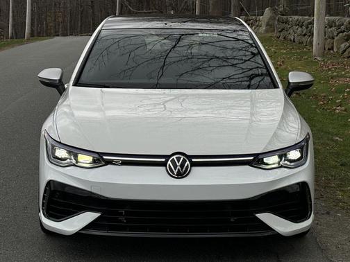 2024 Volkswagen Golf R 2.0T Manual
