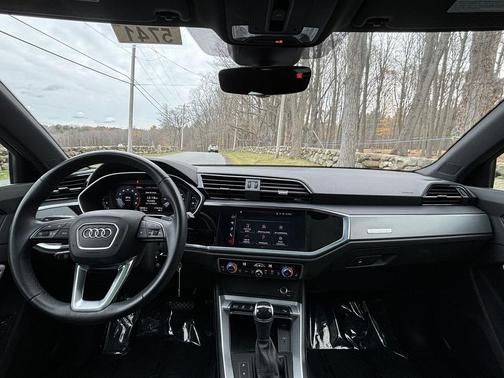 2022 Audi Q3 45 S line Premium Plus