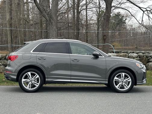 2022 Audi Q3 45 S line Premium Plus