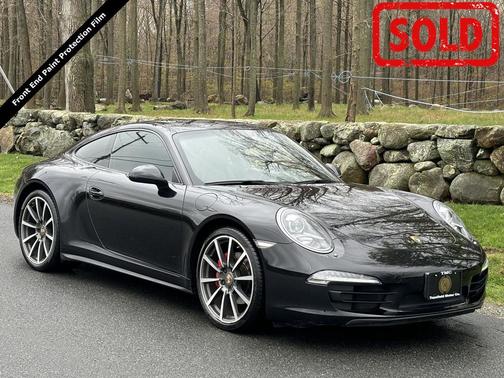 Basalt Black Metallic 2014 Porsche 911 Carrera 4