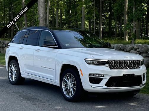 Bright White Clearcoat 2025 Jeep Grand Cherokee Summit