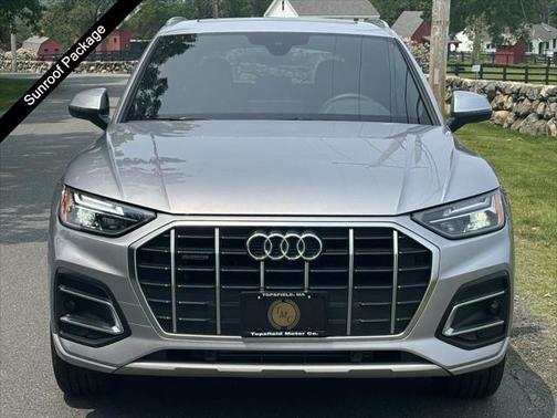 2024 Audi Q5 40 Premium