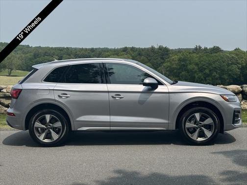 2024 Audi Q5 40 Premium