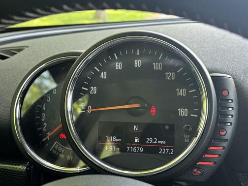 Moonwalk Grey Metallic 2017 MINI Clubman Cooper S ALL4