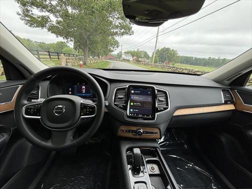 2023 Volvo XC90 B6 Plus 7-Seater
