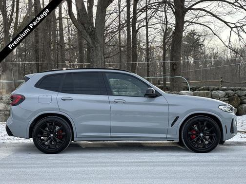 2022 BMW X3 M40i