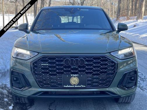 2022 Audi Q5 45 S line Premium Plus