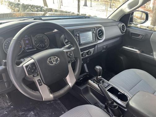 2017 Toyota Tacoma SR5