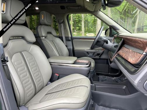 2022 Rivian R1T Adventure