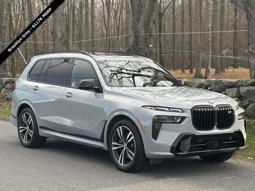 2023 BMW X7 M60i