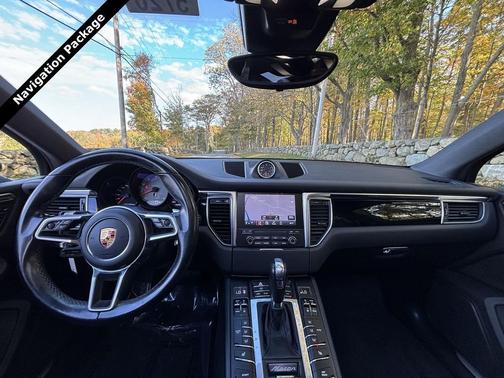 2018 Porsche Macan S